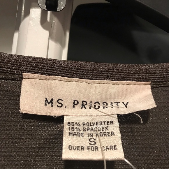 Ms Priority top - Picture 2 of 2